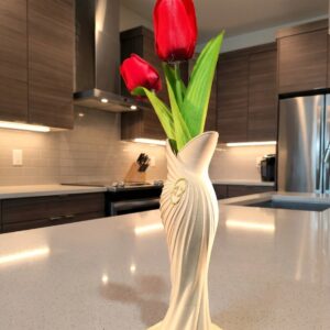Elegant Dress Vase - 3D Printed Artistic Flower Holder, 20cm Tall